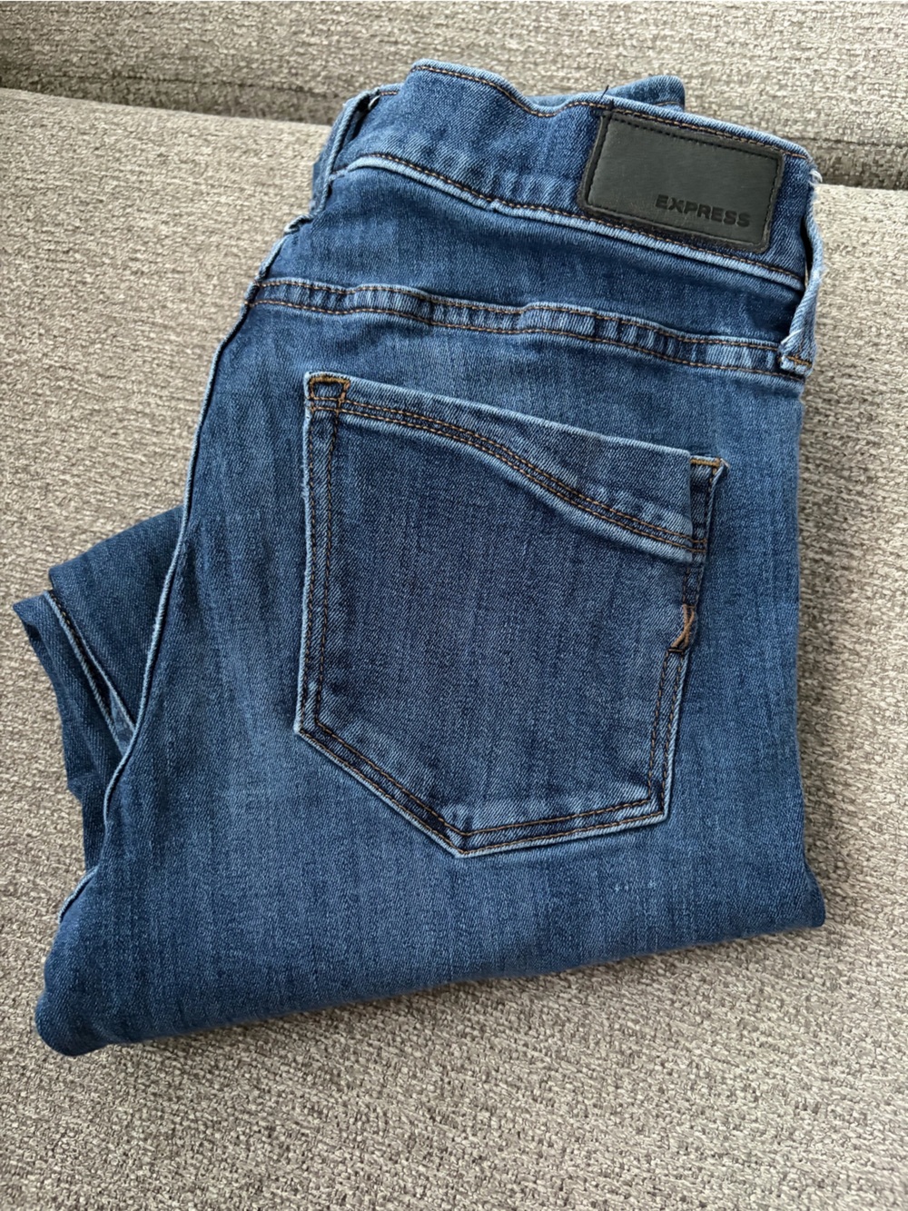 Express Women’s Skinny Stretch Jeans - Medium Blue Wash